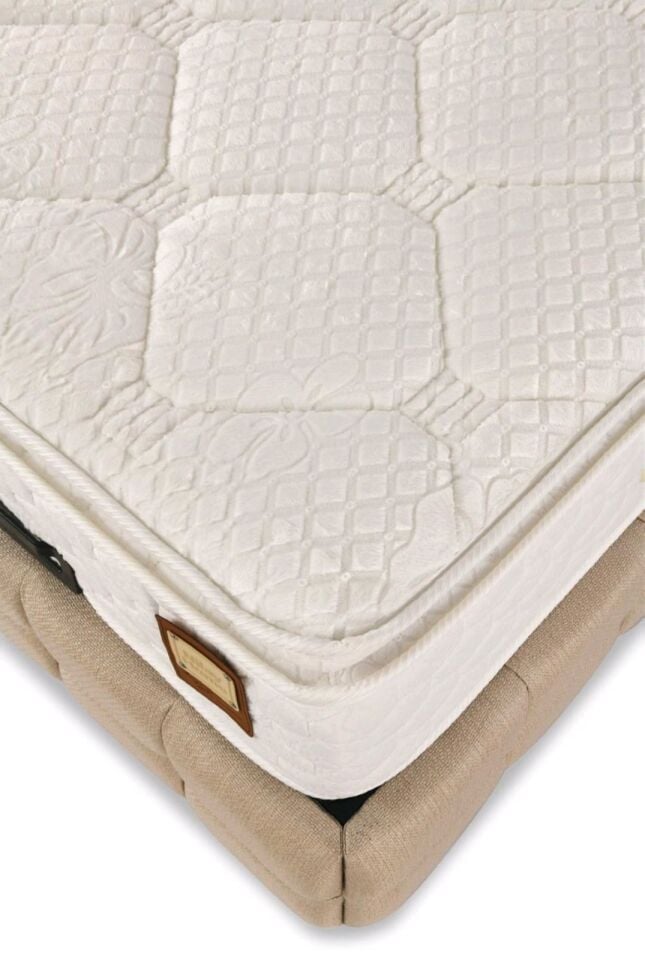 UŞAK BAZA BAŞLIK (150X200)